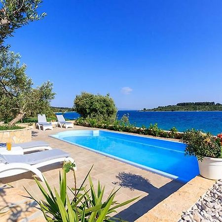 Traditional Dalmatian Stone House By The Sea Okrug Gornji Exterior photo